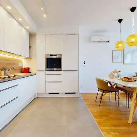 Baby Blue Apartment Split